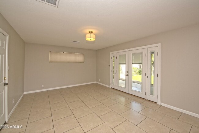 Photo - 36 E Fillmore St