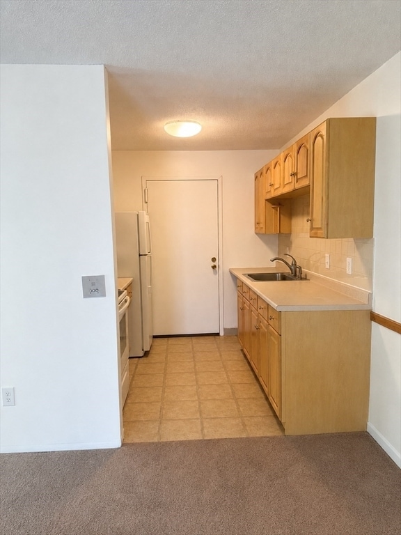 50 Village Brook Ln Unidad 6