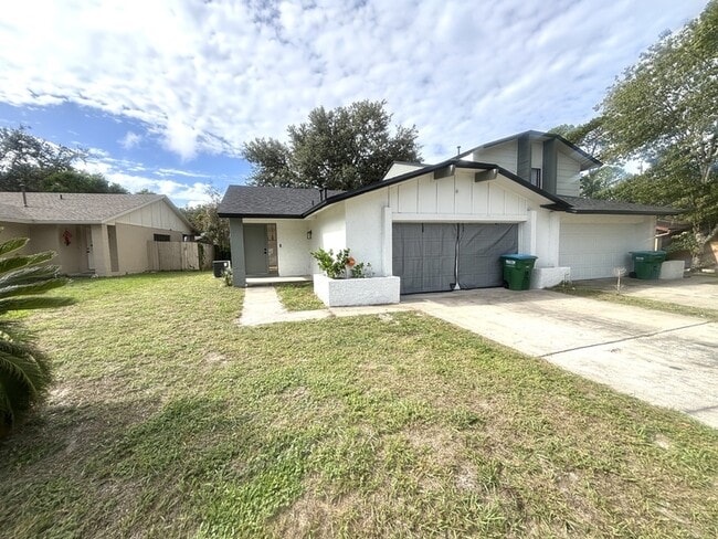 Building Photo - 640 Macduff Ln Rental