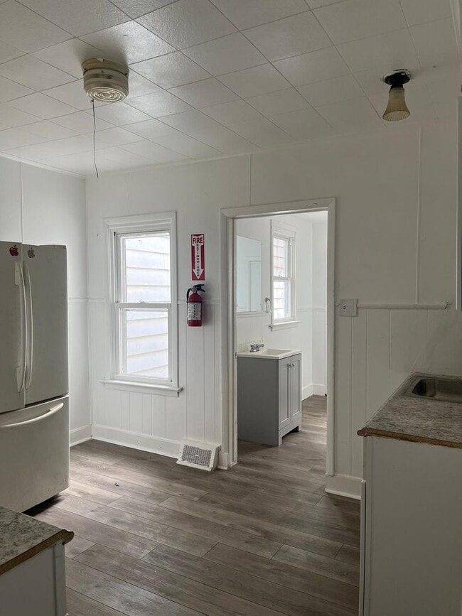 Photo - 2 bed 1 bath