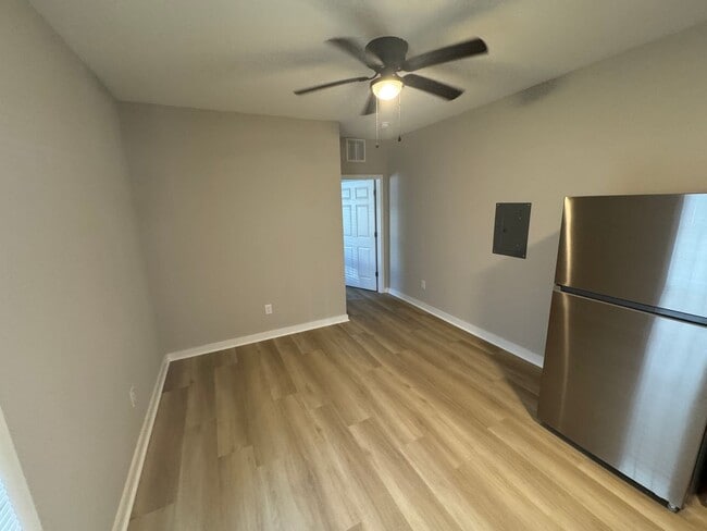 Photo - 813-815 Belleview Ave Unit 815 Belleview Ave