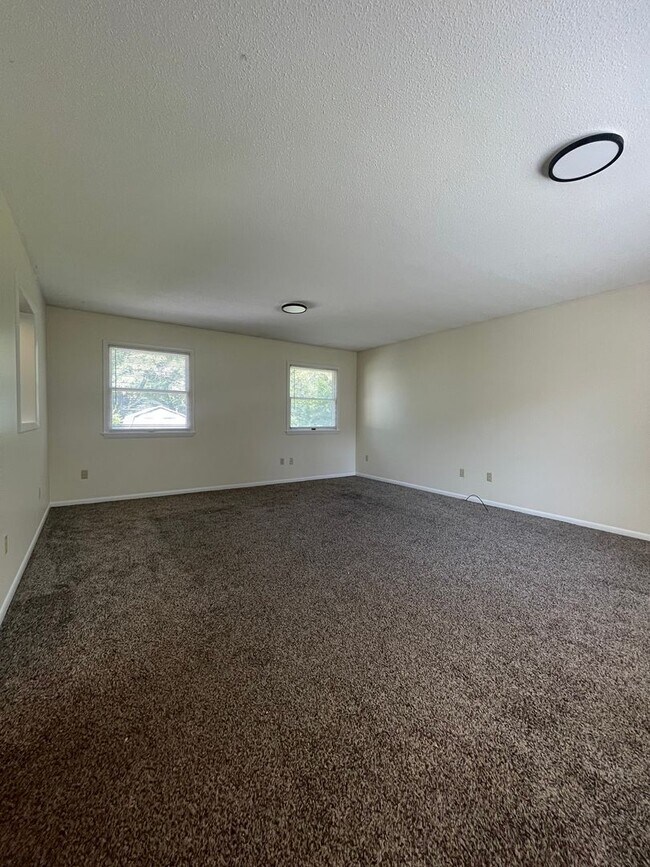 Photo - Three Bedroom Ranch in Portage House