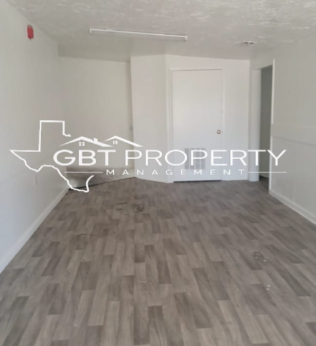 Giant House with separate mother in law su... House Rental in