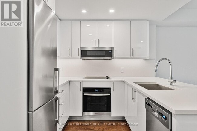 Photo - 180 George St Unité 409