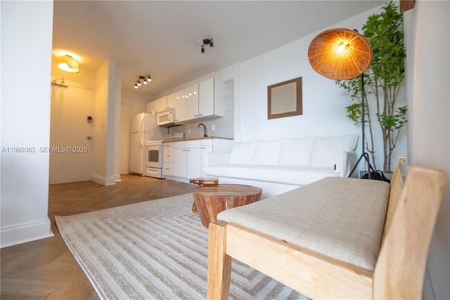 Photo - 1255 Collins Ave Unit 604