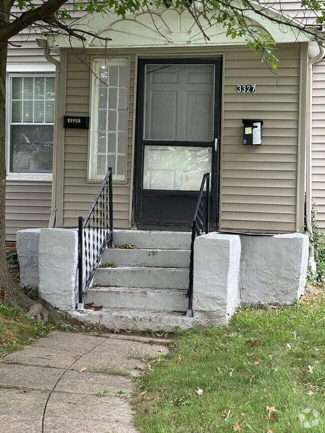 Building Photo - 3327 Yorkshire Rd Unit UP Rental