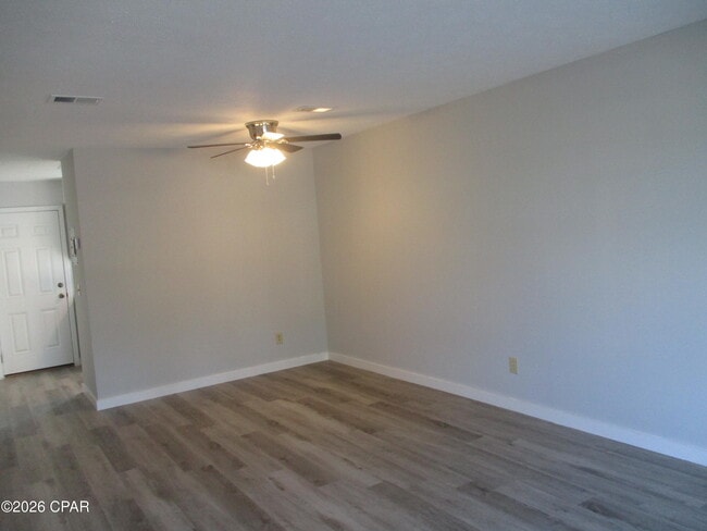 Photo - 1220 Stephen Dr
