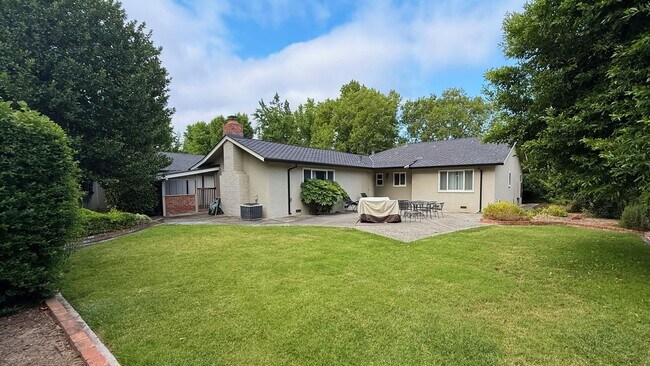 Photo - 3BD/2BA Willow Glen Single-Family Home with Spacious Layout