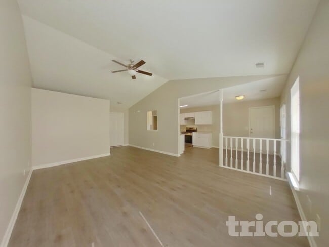 Photo - 824 Cedar Break Ct