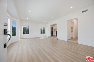 Photo - 3015 Stocker Pl