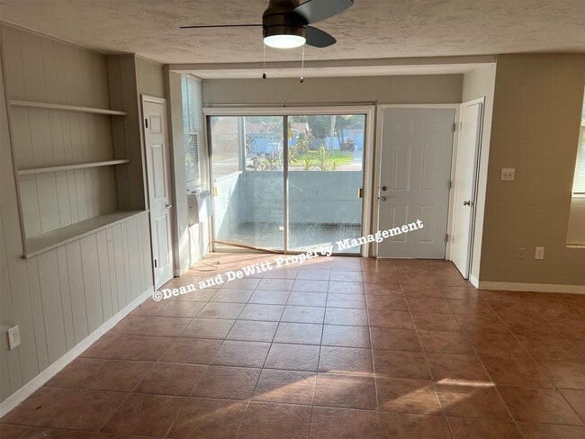 Photo - 1280 Druid Road