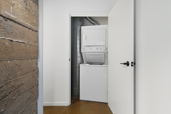 Teweles Seed Tower Apartments