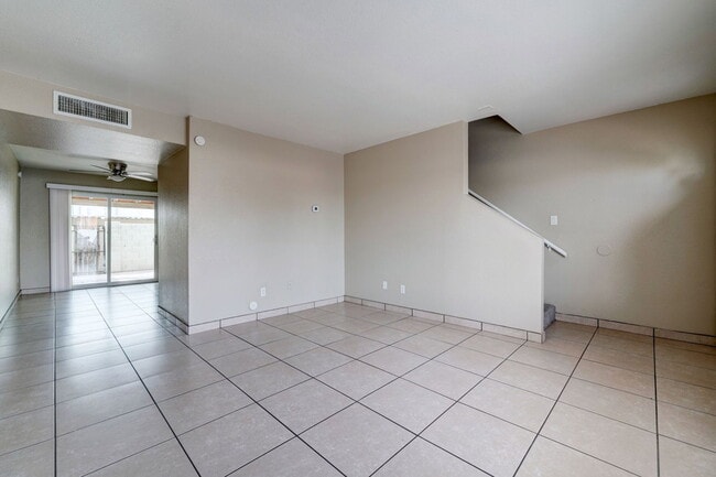 Photo - 3840 N 43rd Ave Unit Apartment 2