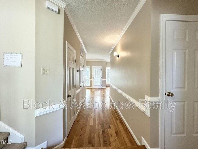 Photo - 5704 Harrington Grove Dr Casa