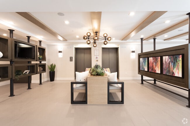 Interior Photo - Parc Riverside