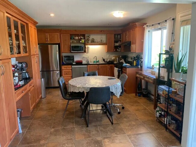 Photo - 860 Jefferson Av