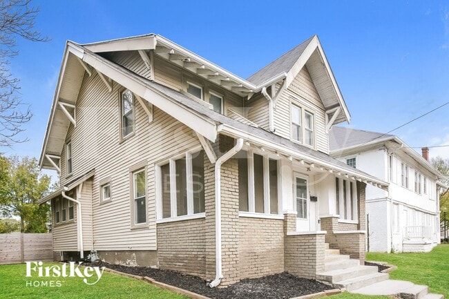 Photo - 626 E 25th St