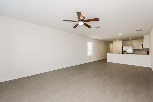 Photo - 110 Willow Wy