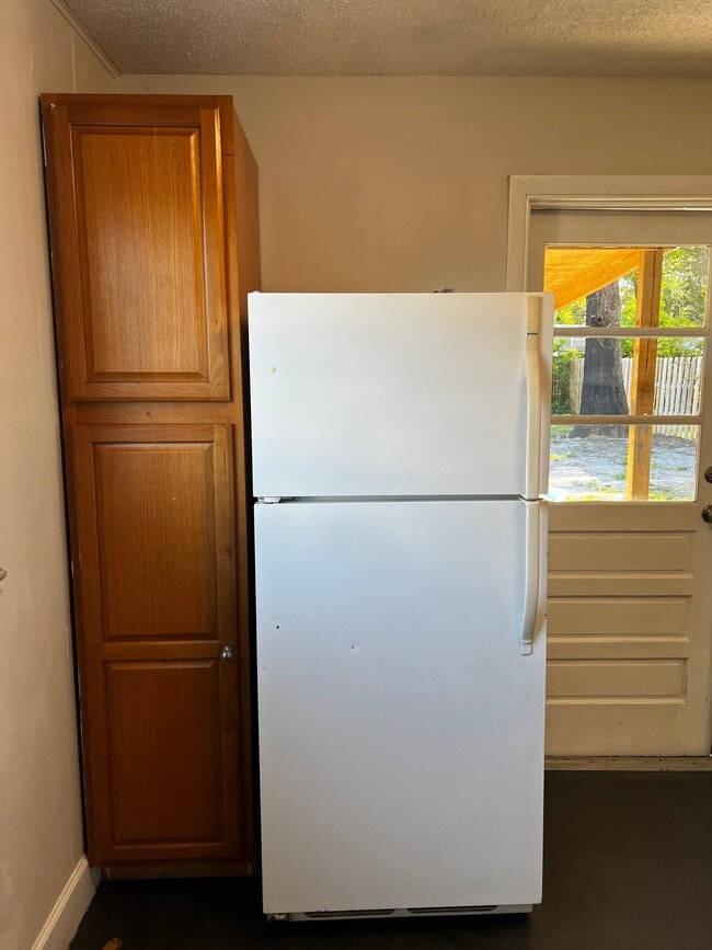 Photo - 467 Connecticut Ave Unit A