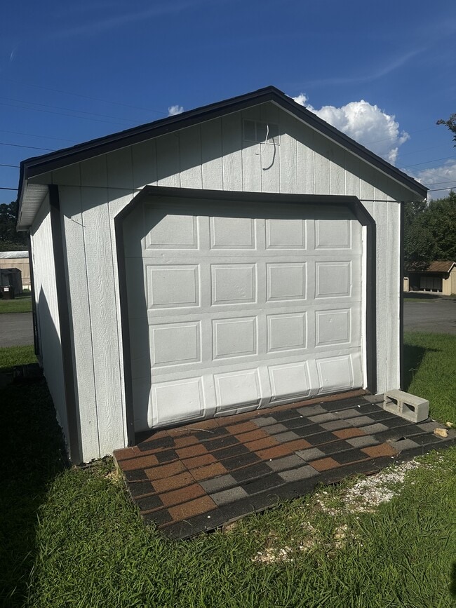 Photo - 377 Lyles Rd SE