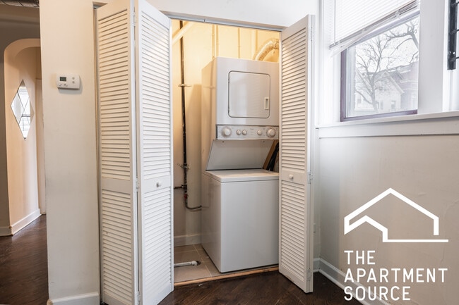 Photo - 3325 N Lakewood Ave Unit G