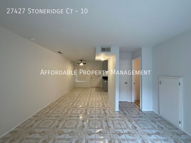 Photo - 27427 Stoneridge Ct