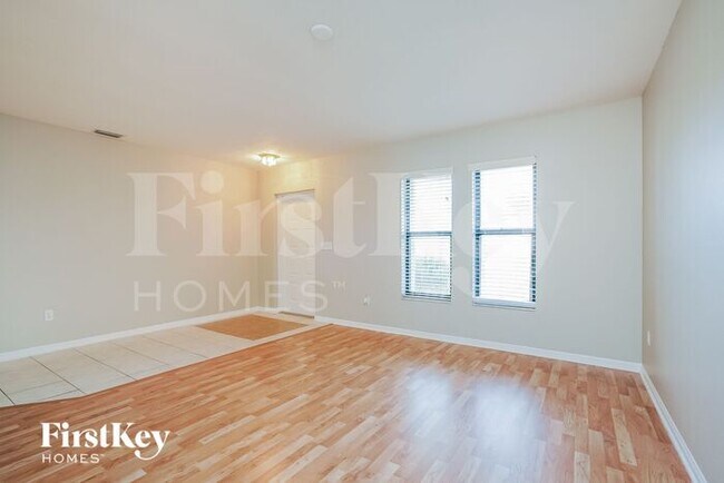 Photo - 17533 Oriole Rd