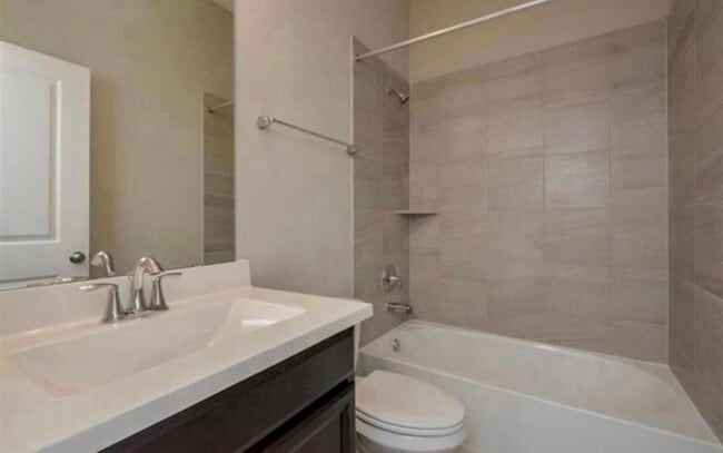 Photo - 427 Micaela Meadows Ct