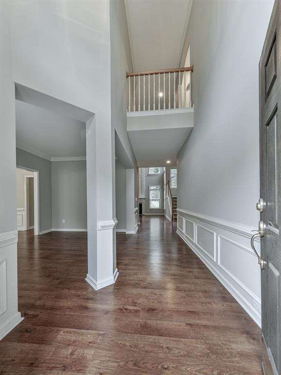 Photo - 408 Sixes Dr