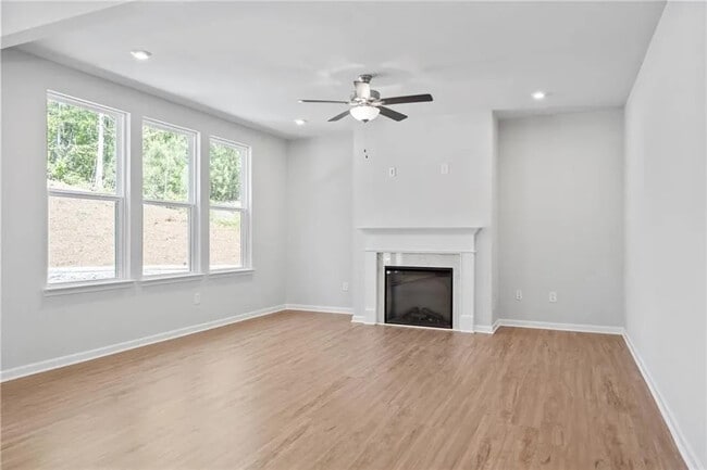 Photo - Room in House on Riverwood Dr