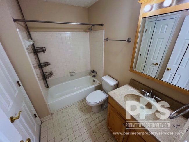 Photo - 2950 Lexington Trace Dr