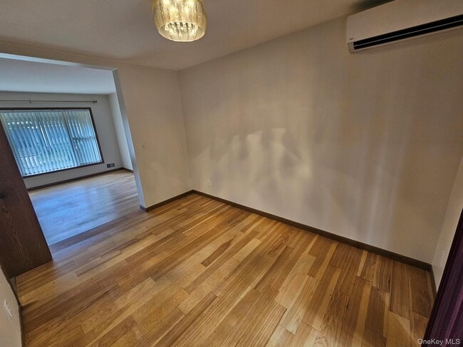 Photo - 49 Beechwood Ave