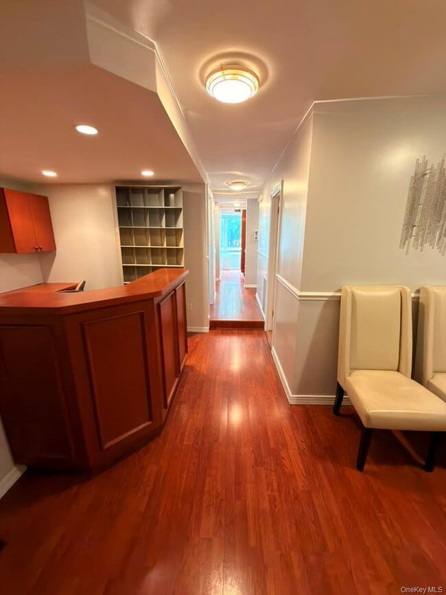 Building Photo - 155 W 68th St Unit 2-27