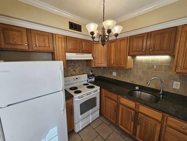 Photo - 133 Auburn Ave