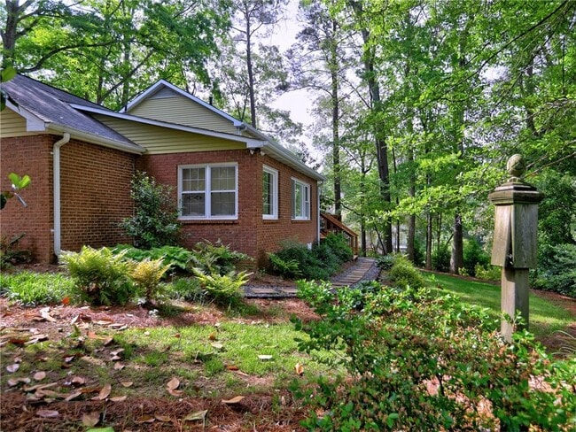 Photo - 1257 Independence Way