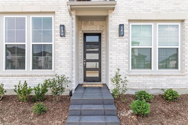 Photo - 14299 Saralee St