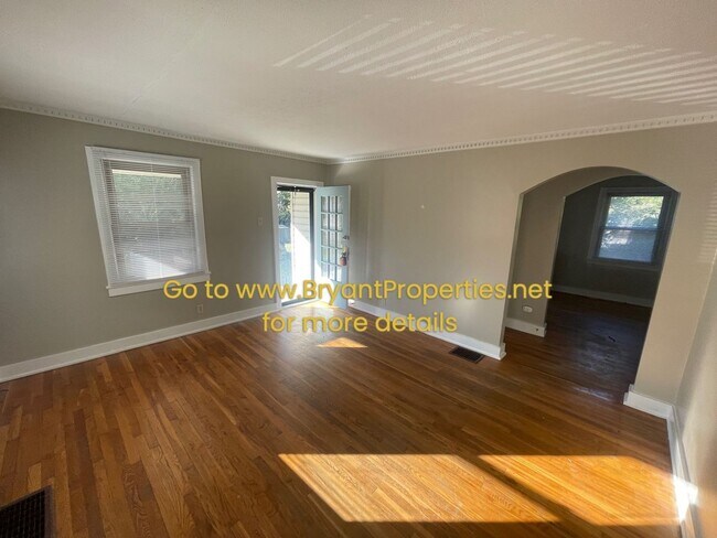 Photo - 250 Timmons St