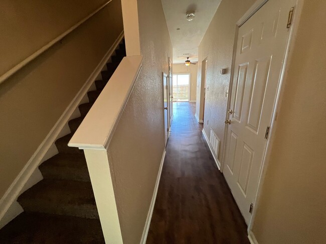 Photo - 1028 Anniston Ct