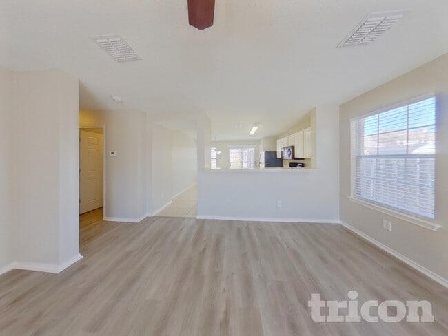 Photo - 10100 Chapel Oak Trail