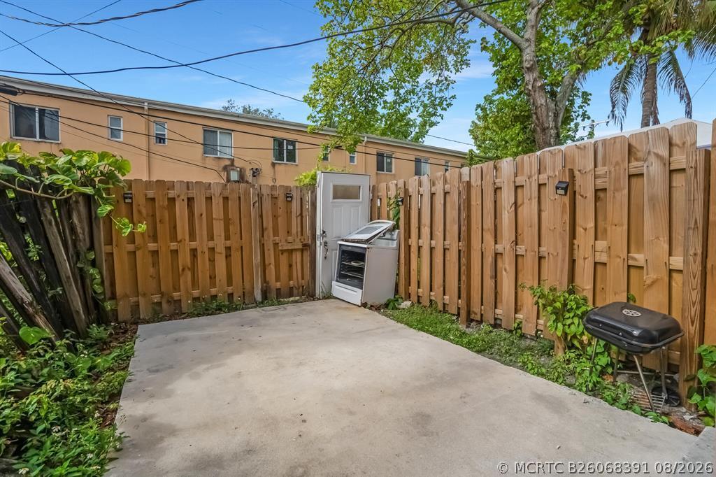 Photo - 306 NW 84th Terrace