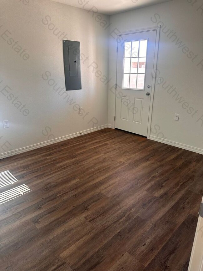 Photo - New Spacious 2 bedroom 2 bath Duplex.