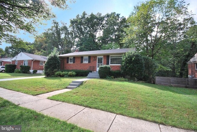 Building Photo - 10720 Tenbrook Dr