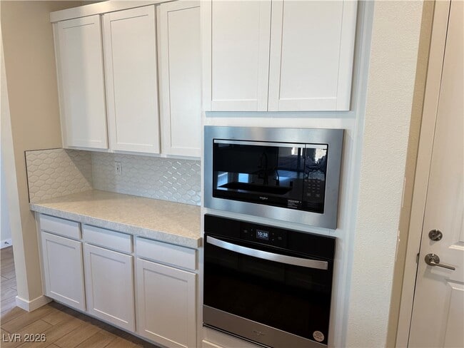 Photo - 815 Eaton Fls St