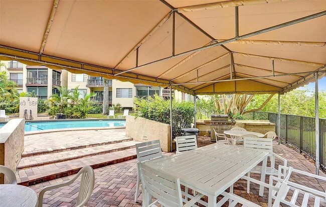 Photo - 6060 S Falls Cir Dr Unidad 313