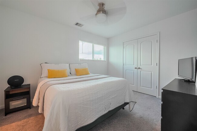 Photo - 9923 Opal Stone Wy