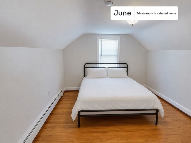 Building Photo - Room in Shared 4 bed/2 bath home in East Cambridge