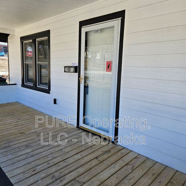 Photo - 3901 Curtis Ave