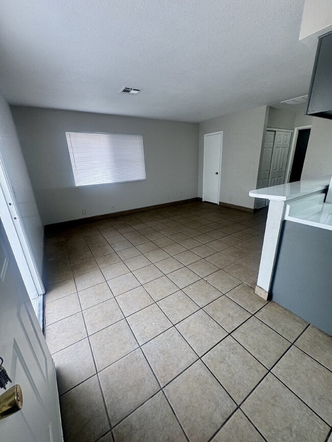 Photo - Clean, Crisp & Ready Now Unit 1