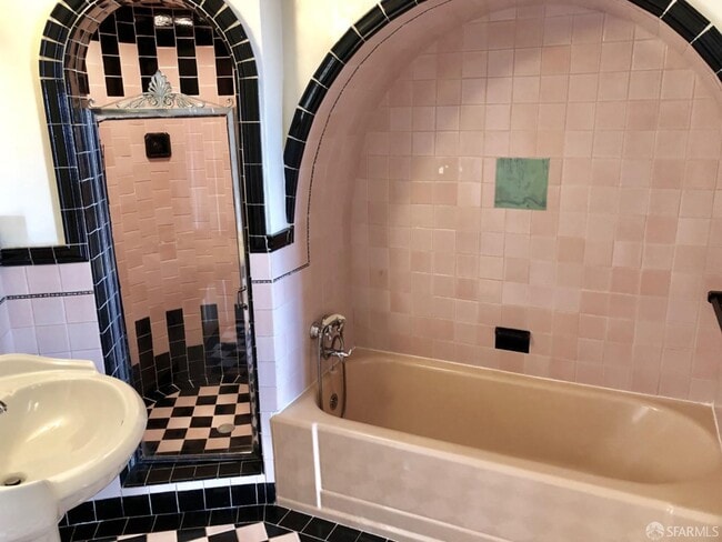 Photo - 1537 34th Ave