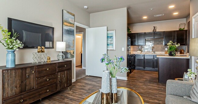 Photo - Paragon Westover Hills Apartments